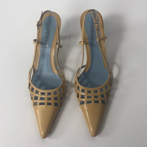 SOLD Tiffany’s Lambertson Truex Nude Kitten Heels - Picture 2 of 8